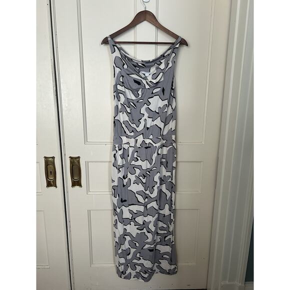 Diane Von Furstenberg Silk Geometric Print Tent Midi Dress Womens Size 6 Gray - Picture 1 of 10